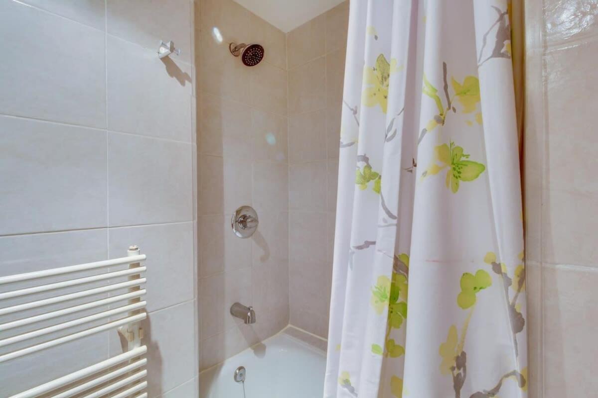 Apartamento El Golf - Fantastic 2 Bedroom In El Golf *